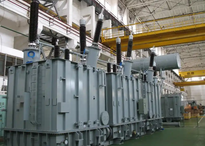 電動(dòng)遙控坦克搬運(yùn)車一一變電站變壓器的安全轉(zhuǎn)運(yùn)